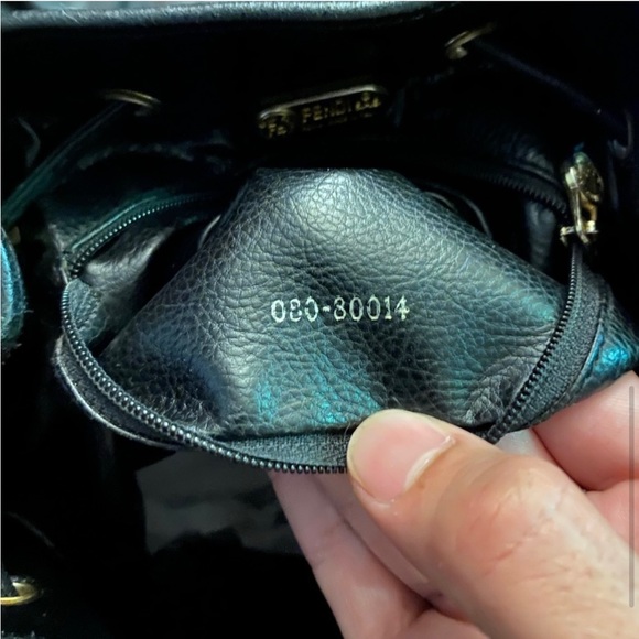 Vintage Fendi Bucket Bag - Picture 8 of 15